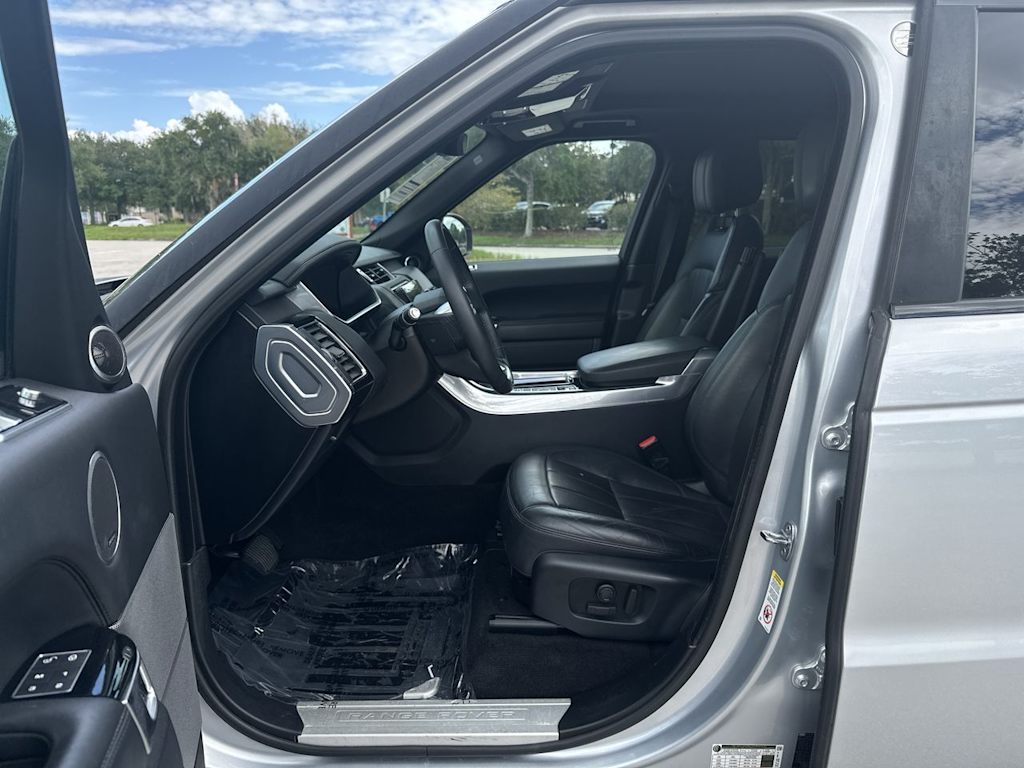 Thumbnail: 2019 Land Rover Range Rover Sport - 11