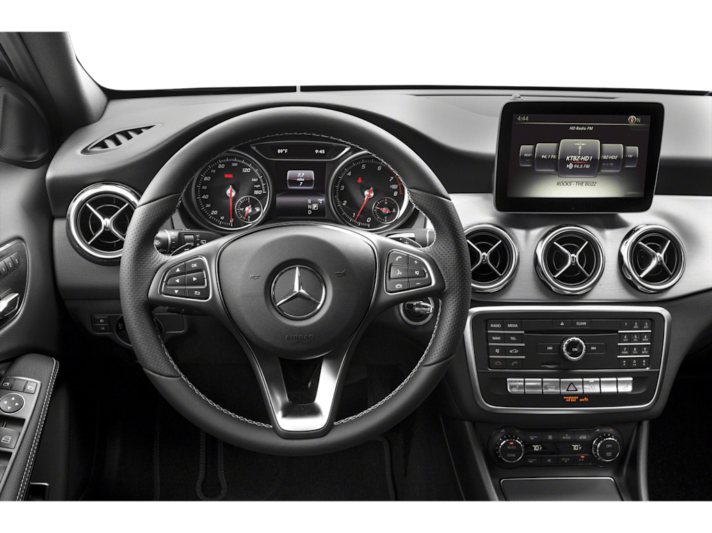 Thumbnail: 2019 Mercedes-Benz GLA - 2