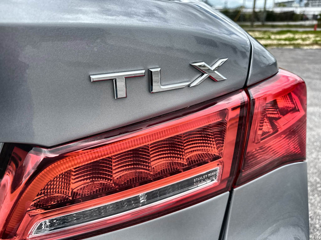Thumbnail: 2018 Acura TLX - 23