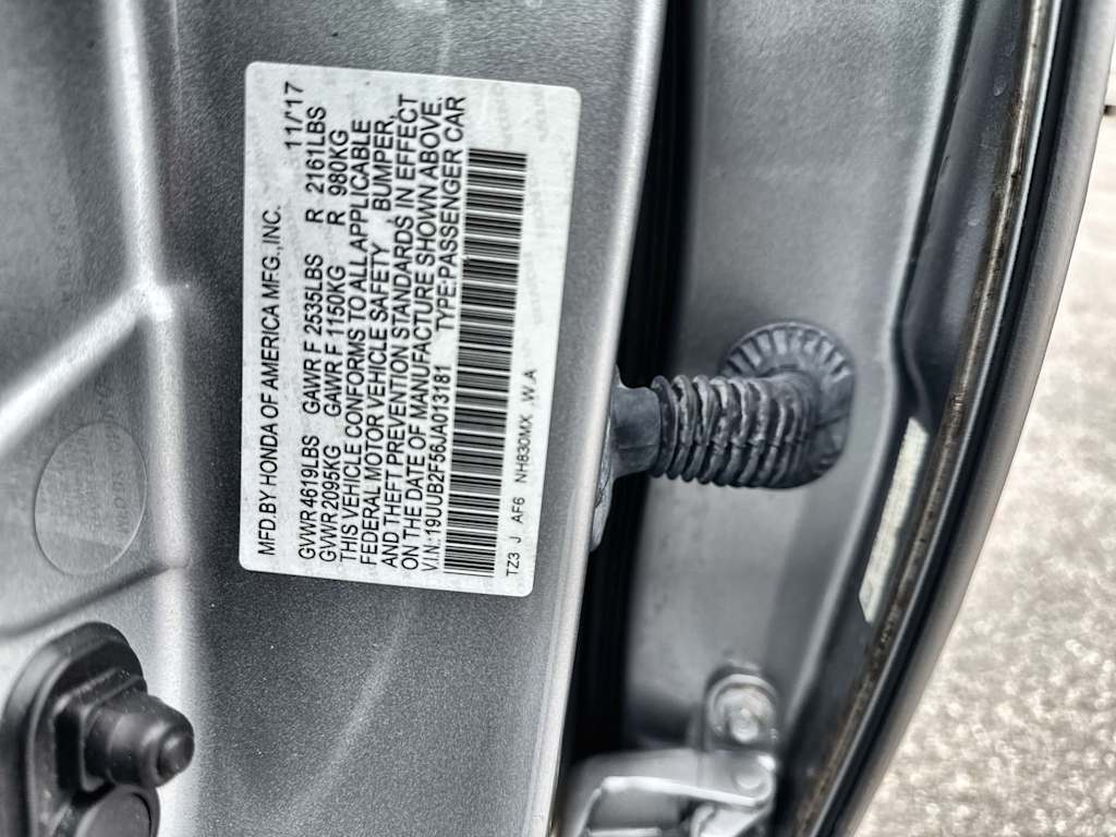 Thumbnail: 2018 Acura TLX - 19