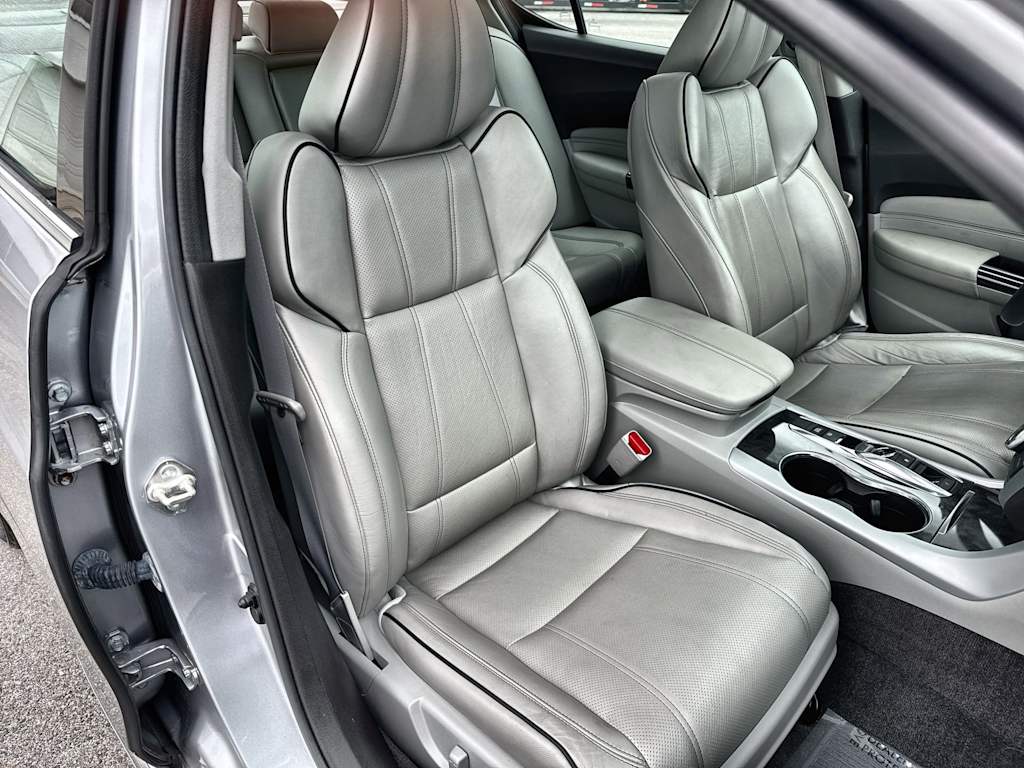 Thumbnail: 2018 Acura TLX - 12