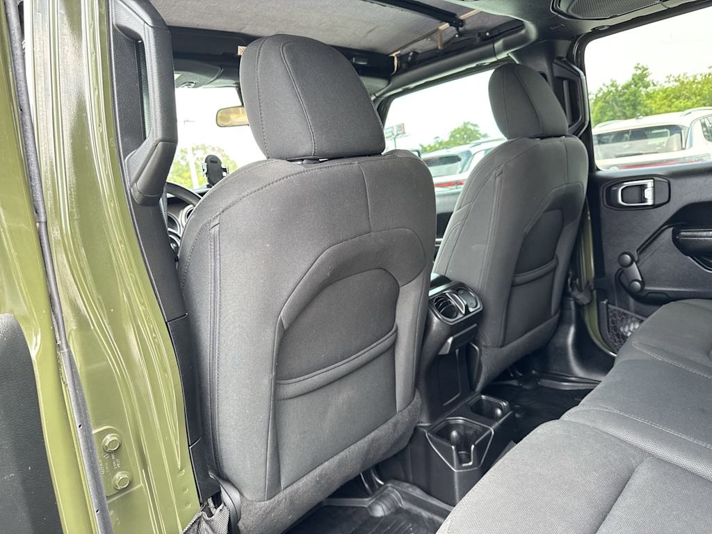 Thumbnail: 2021 Jeep Wrangler - 26