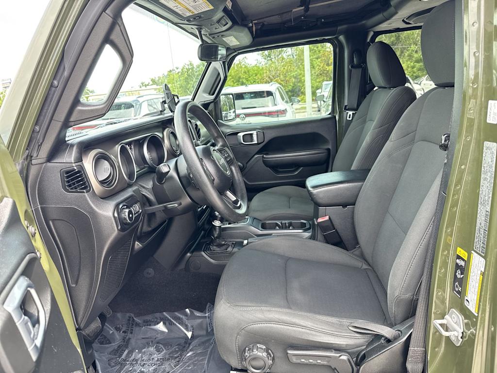 Thumbnail: 2021 Jeep Wrangler - 11