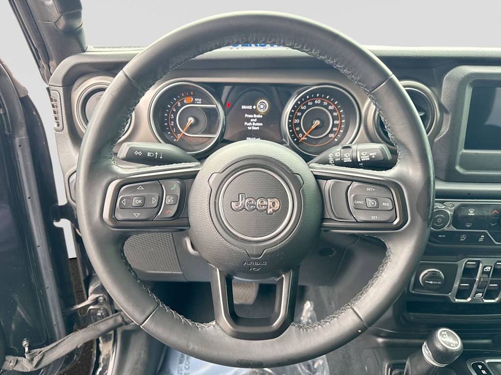 Thumbnail: 2021 Jeep Wrangler - 13