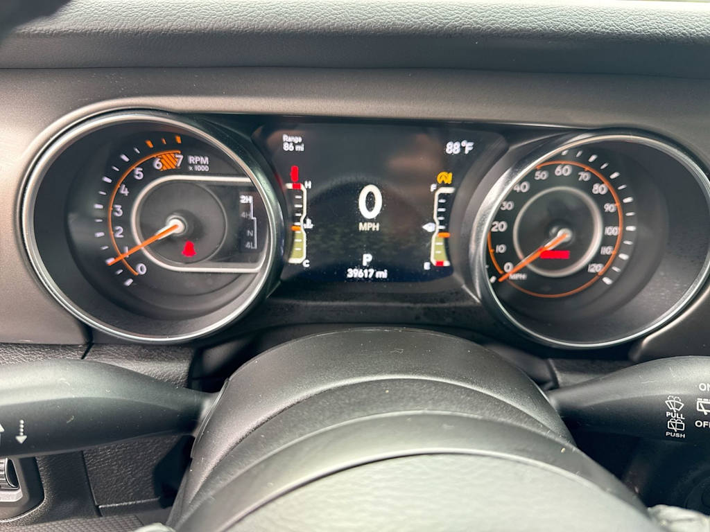 Thumbnail: 2021 Jeep Wrangler - 16