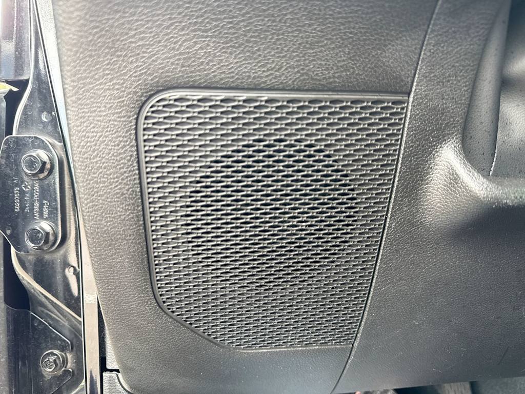 Thumbnail: 2021 Jeep Wrangler - 40