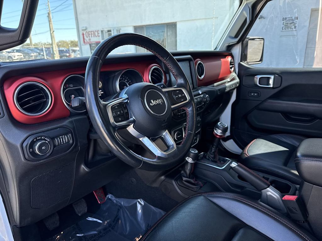 Thumbnail: 2019 Jeep Wrangler - 2