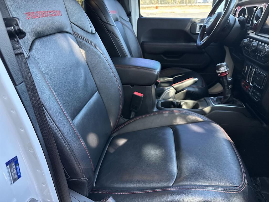 Thumbnail: 2019 Jeep Wrangler - 21