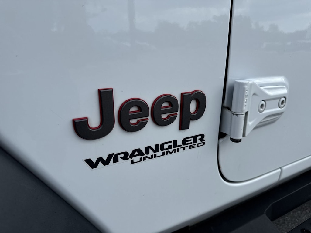 Thumbnail: 2021 Jeep Wrangler - 39