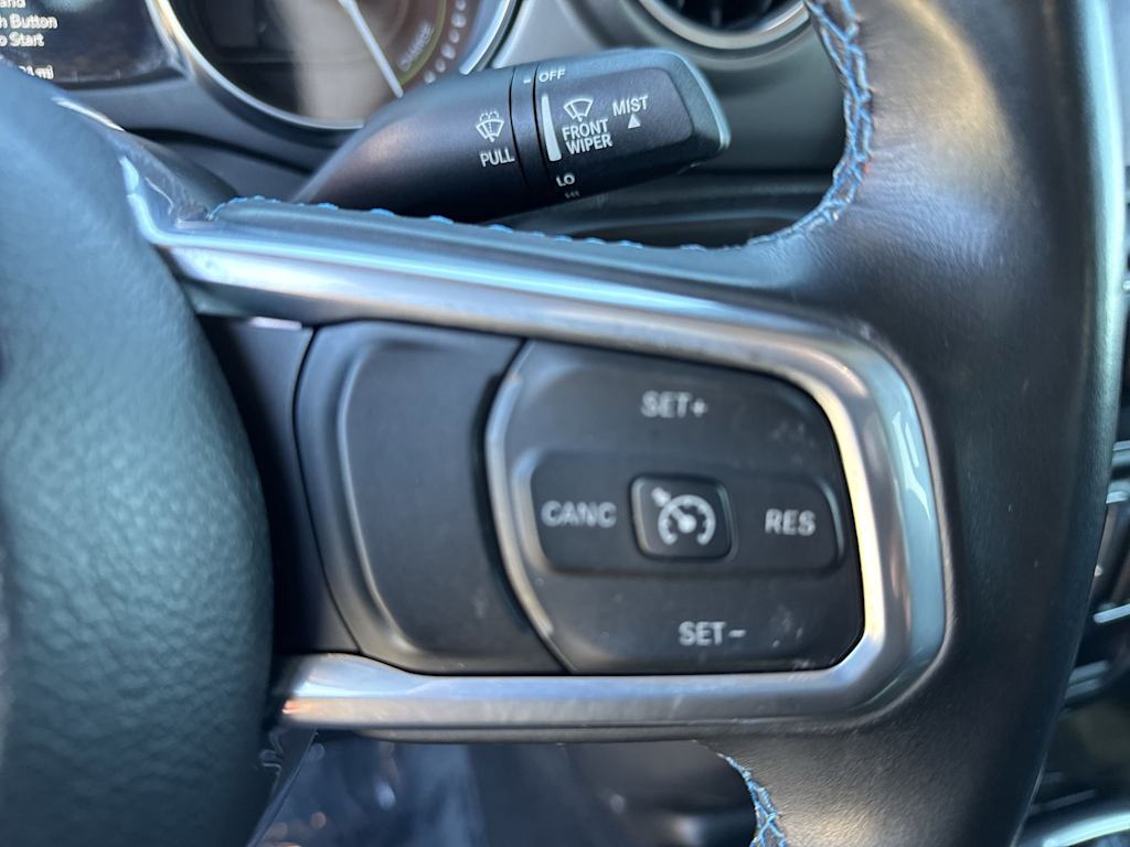 Thumbnail: 2022 Jeep Wrangler - 27