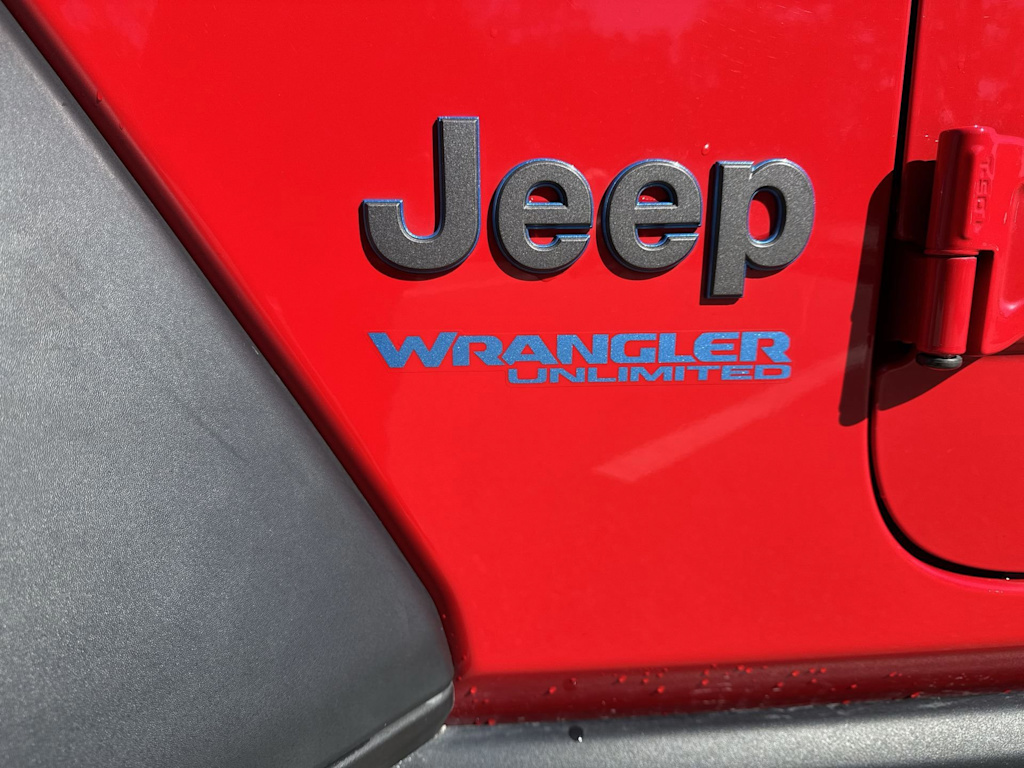 Thumbnail: 2022 Jeep Wrangler - 23