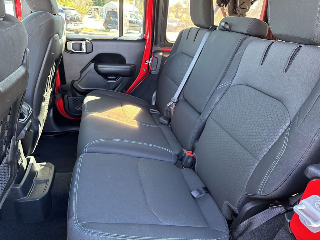 Thumbnail: 2022 Jeep Wrangler - 25