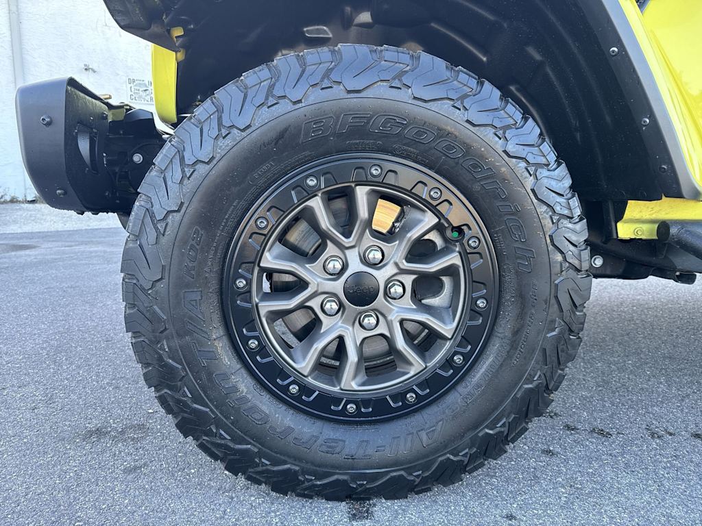 Thumbnail: 2023 Jeep Wrangler - 6