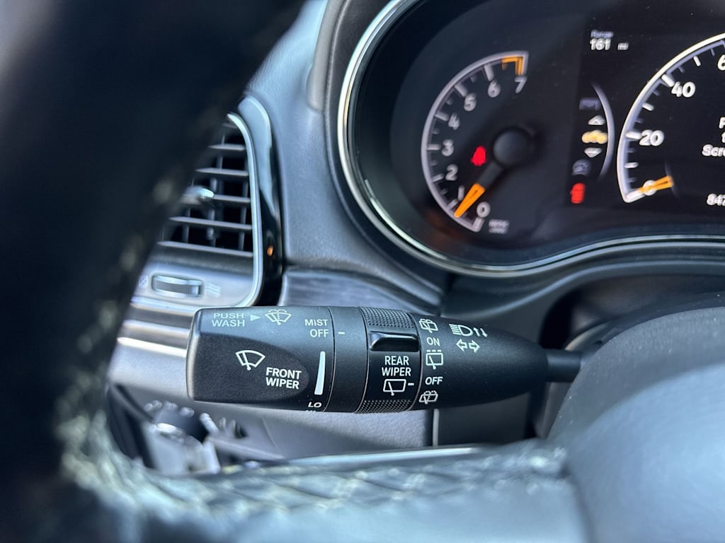 Thumbnail: 2020 Jeep Grand Cherokee - 17