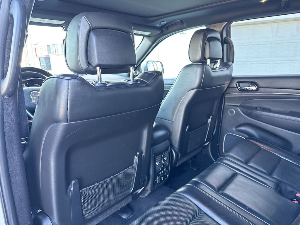 Thumbnail: 2020 Jeep Grand Cherokee - 13
