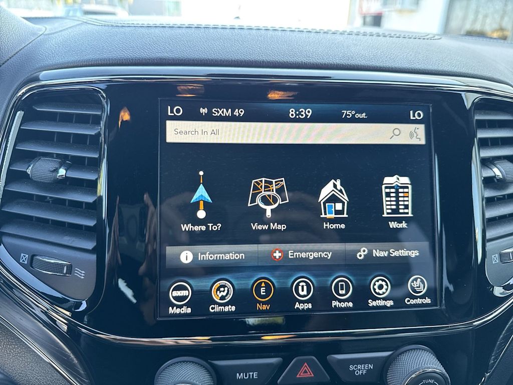 Thumbnail: 2020 Jeep Grand Cherokee - 15