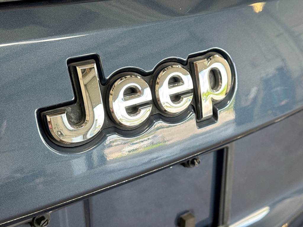 Thumbnail: 2019 Jeep Grand Cherokee - 7