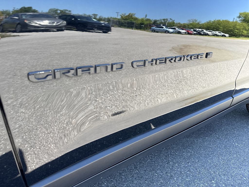 Thumbnail: 2023 Jeep Grand Cherokee - 27