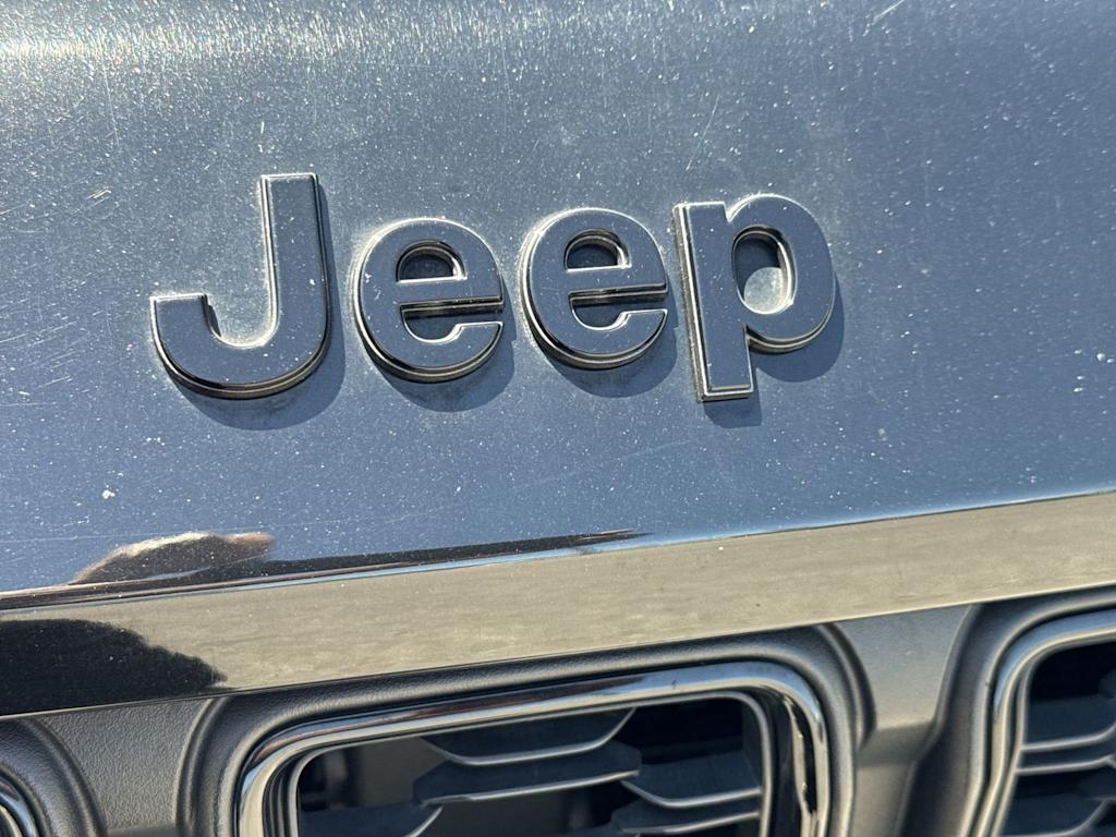 Thumbnail: 2023 Jeep Grand Cherokee - 26