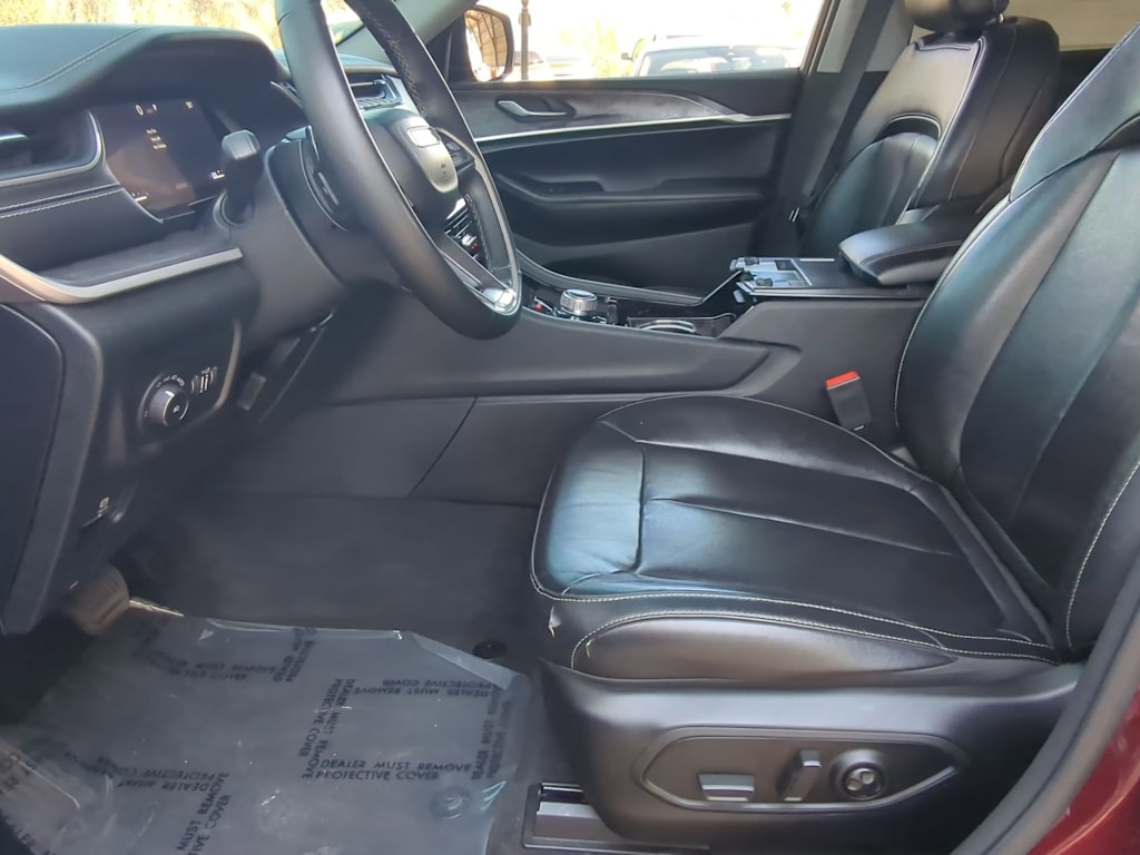 Thumbnail: 2022 Jeep Grand Cherokee L - 10