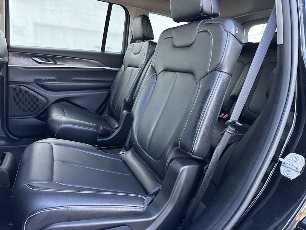 Thumbnail: 2023 Jeep Grand Cherokee L - 25