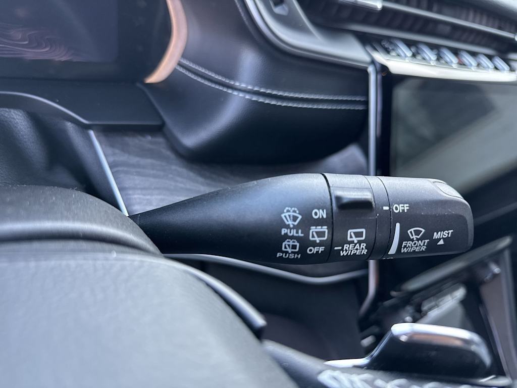 Thumbnail: 2023 Jeep Grand Cherokee L - 29