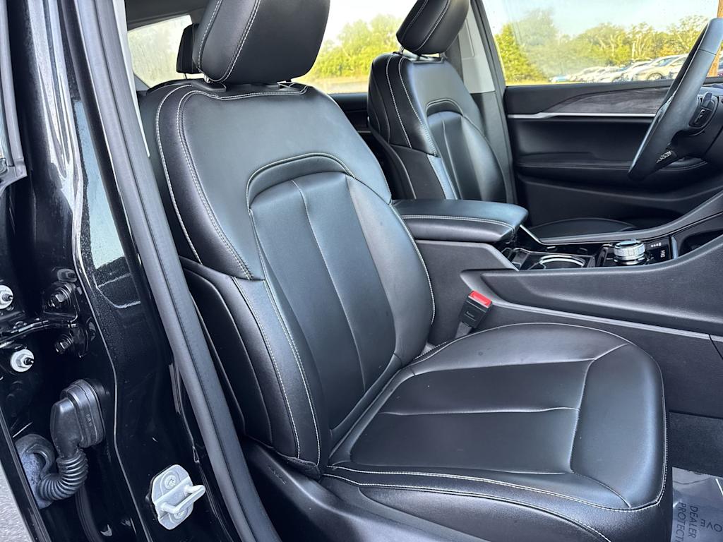 Thumbnail: 2023 Jeep Grand Cherokee L - 11