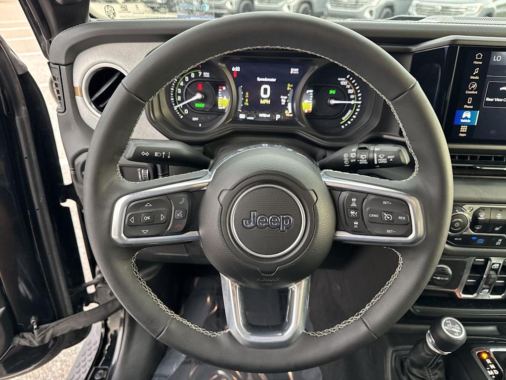 Thumbnail: 2025 Jeep Wrangler - 10
