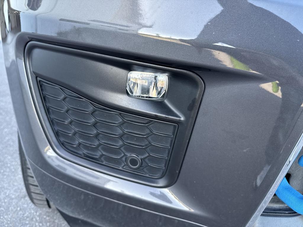 Thumbnail: 2022 Jeep Grand Cherokee - 25