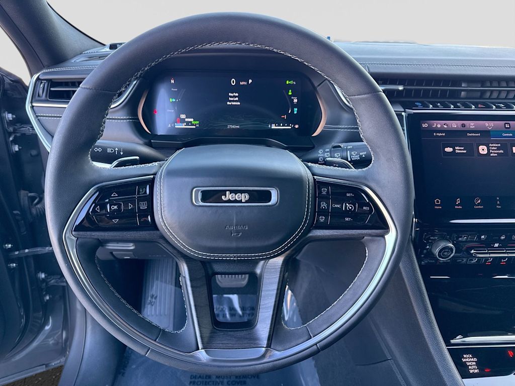 Thumbnail: 2022 Jeep Grand Cherokee - 13