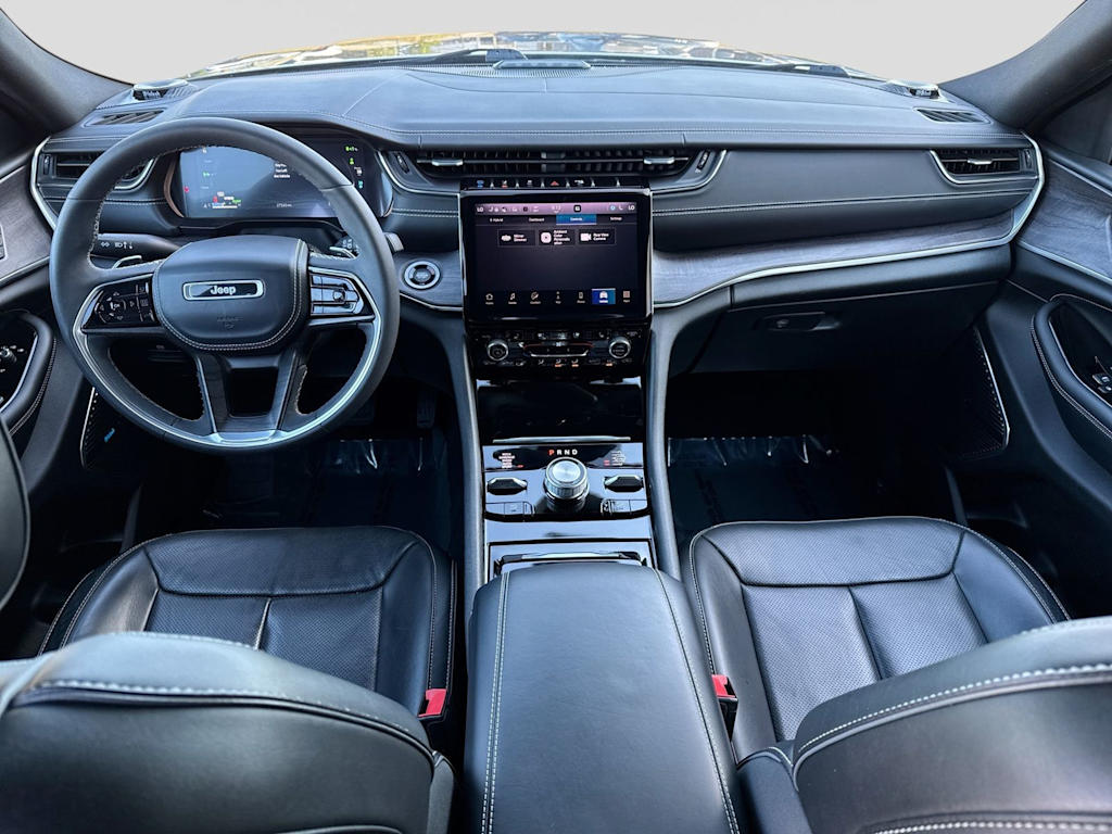 Thumbnail: 2022 Jeep Grand Cherokee - 9