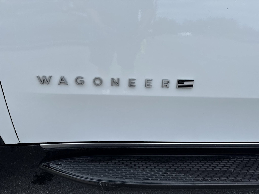 Thumbnail: 2024 Jeep Wagoneer - 7
