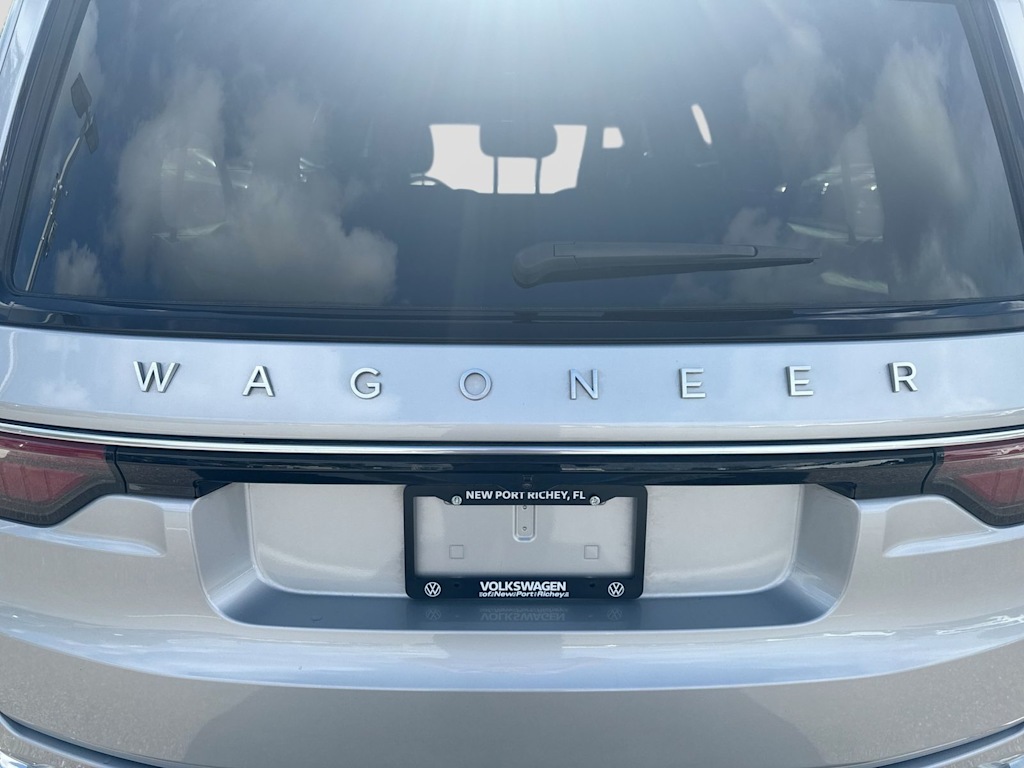 Thumbnail: 2025 Jeep Wagoneer - 29