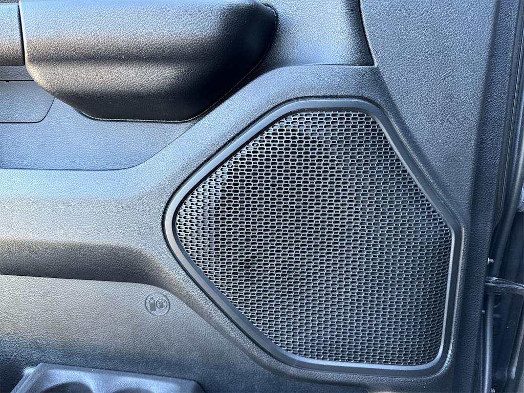 Thumbnail: 2021 RAM 1500 - 40