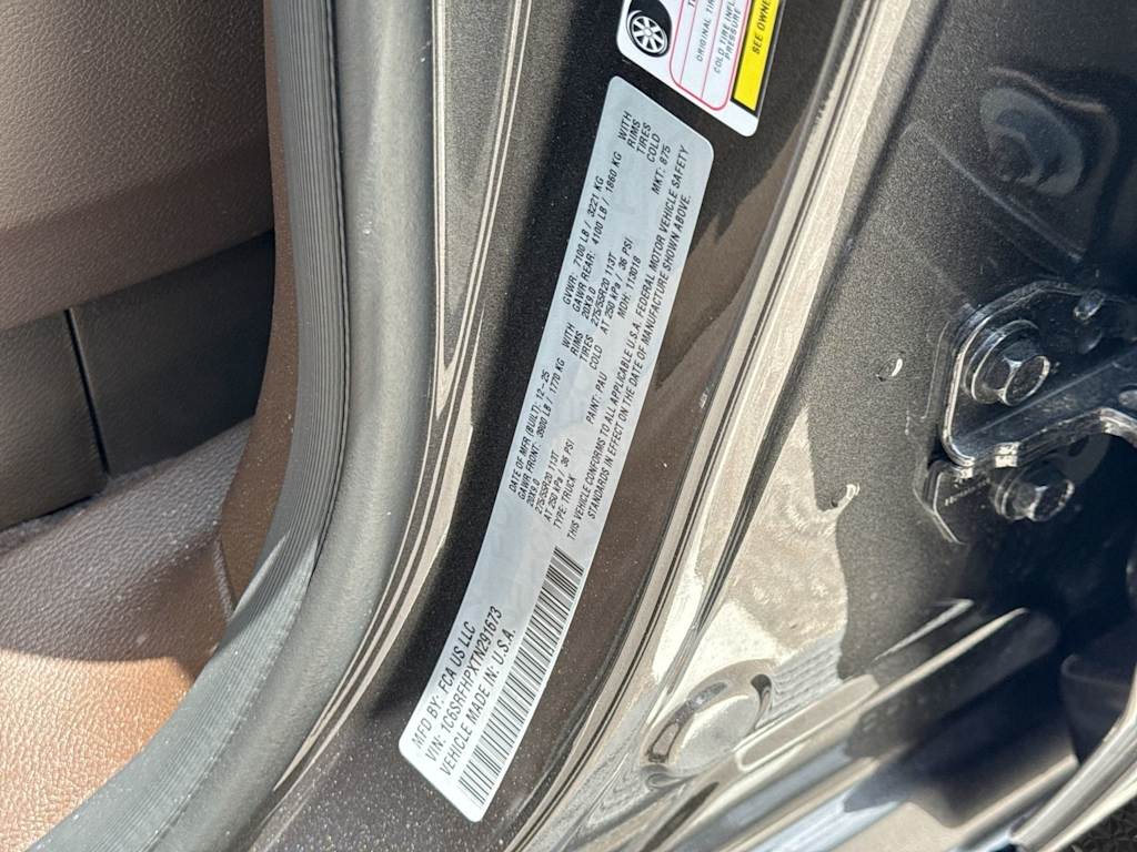 Thumbnail: 2026 RAM 1500 - 40