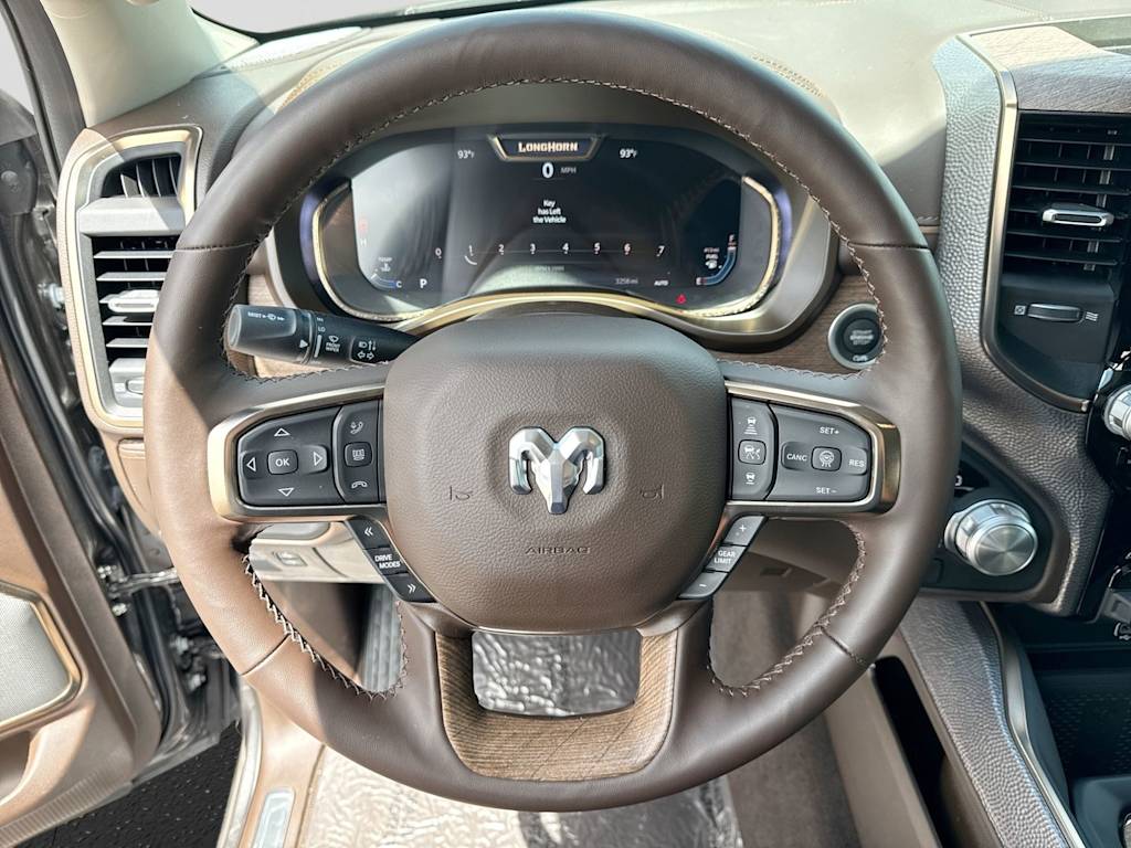 Thumbnail: 2026 RAM 1500 - 10