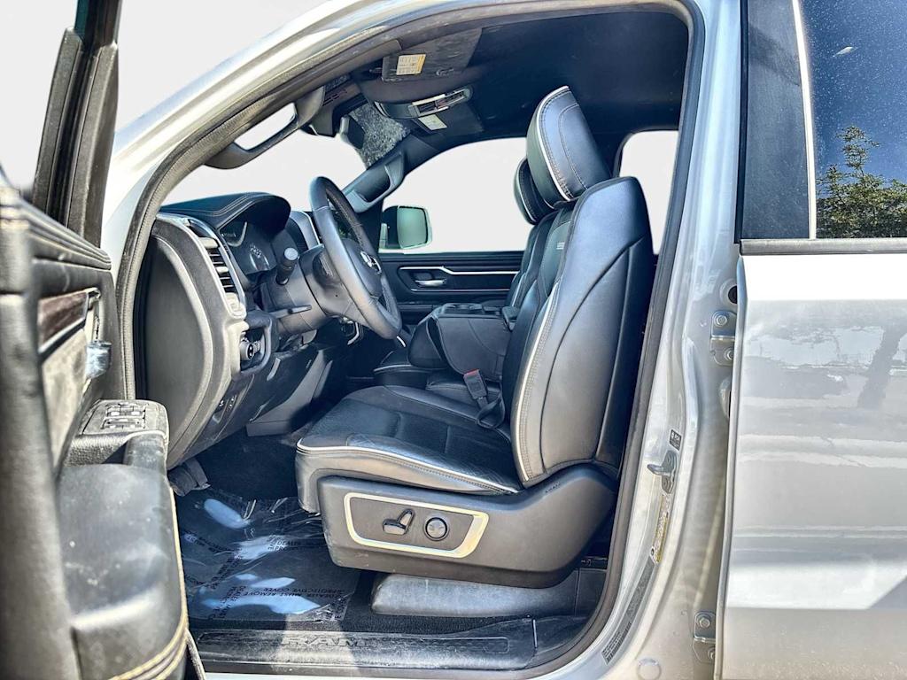 Thumbnail: 2025 RAM 1500 - 11