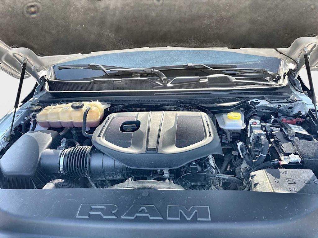 Thumbnail: 2025 RAM 1500 - 9