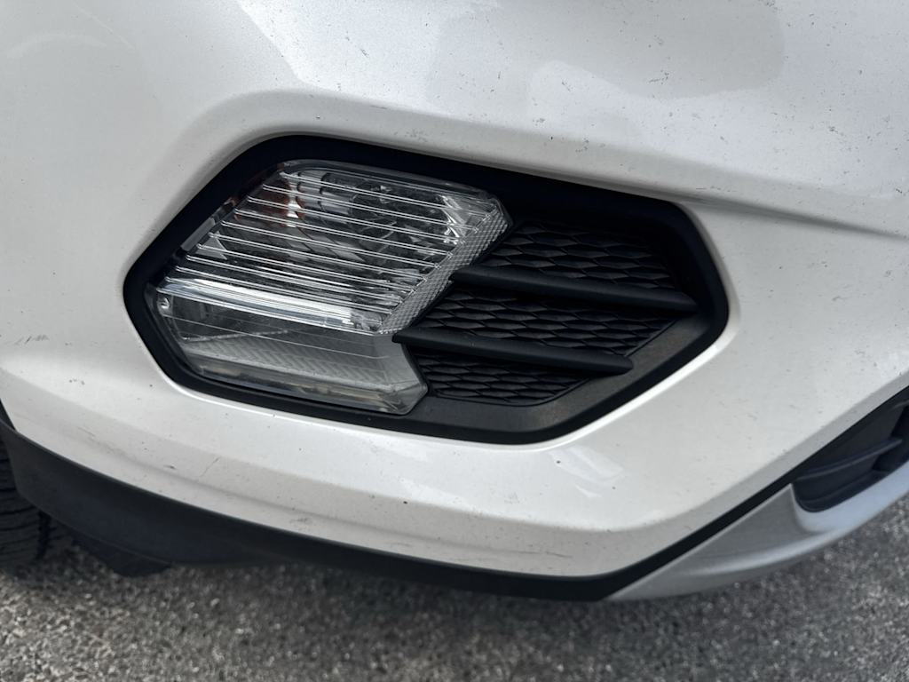 Thumbnail: 2017 Ford Escape - 31