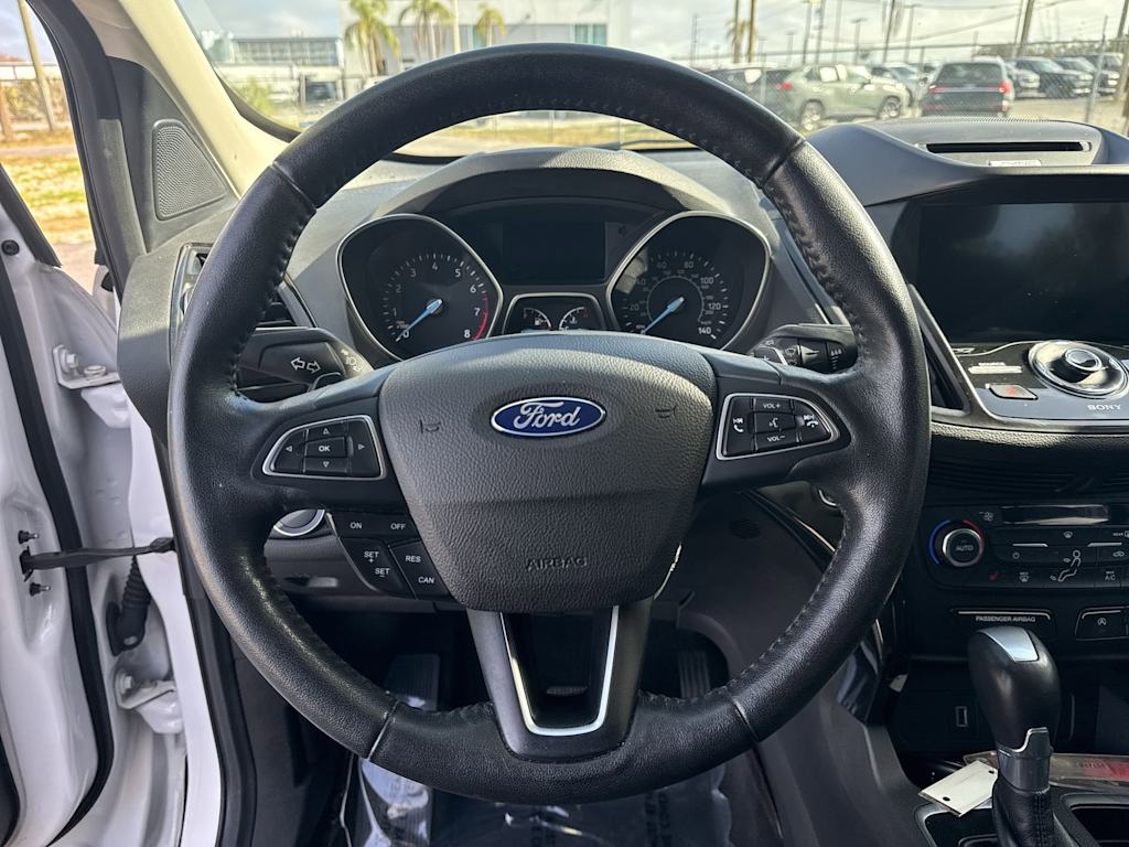 Thumbnail: 2017 Ford Escape - 14