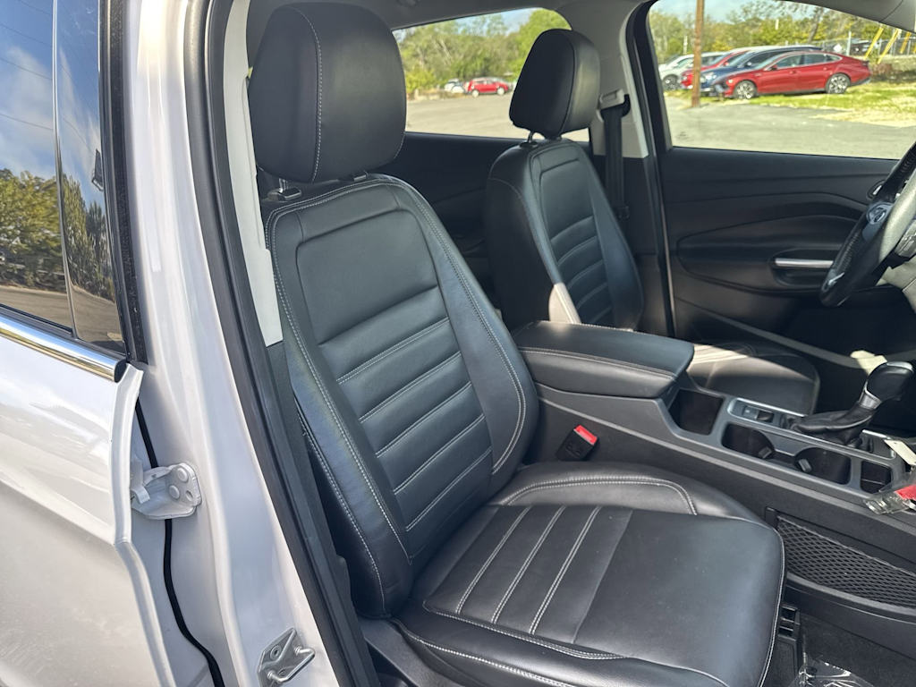 Thumbnail: 2017 Ford Escape - 12