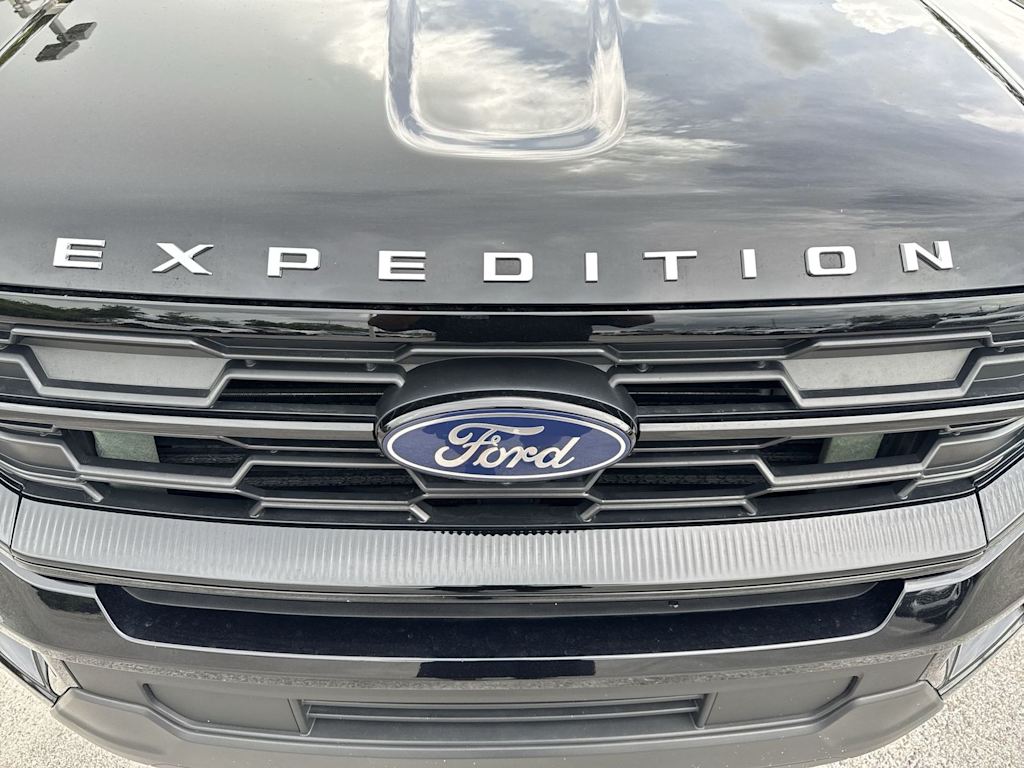 Thumbnail: 2025 Ford Expedition MAX - 30