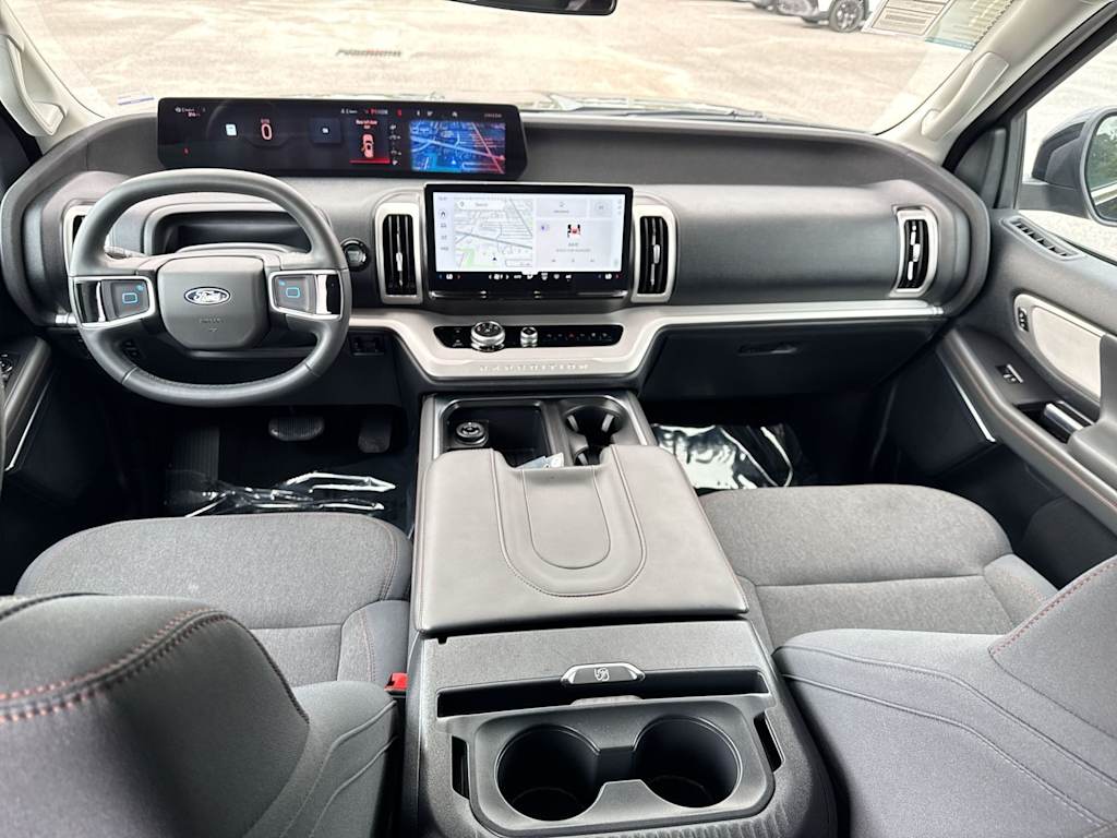 Thumbnail: 2025 Ford Expedition MAX - 10