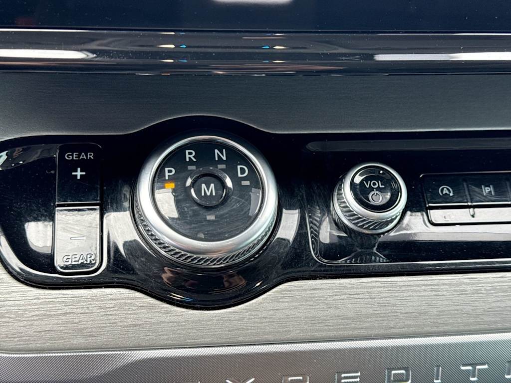 Thumbnail: 2025 Ford Expedition MAX - 40