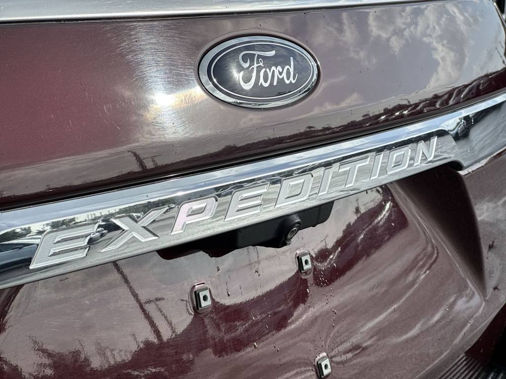 Thumbnail: 2020 Ford Expedition - 27