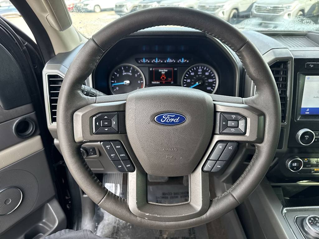 Thumbnail: 2020 Ford Expedition - 10