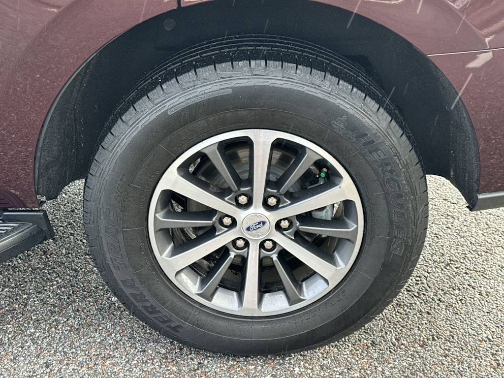 Thumbnail: 2020 Ford Expedition - 8