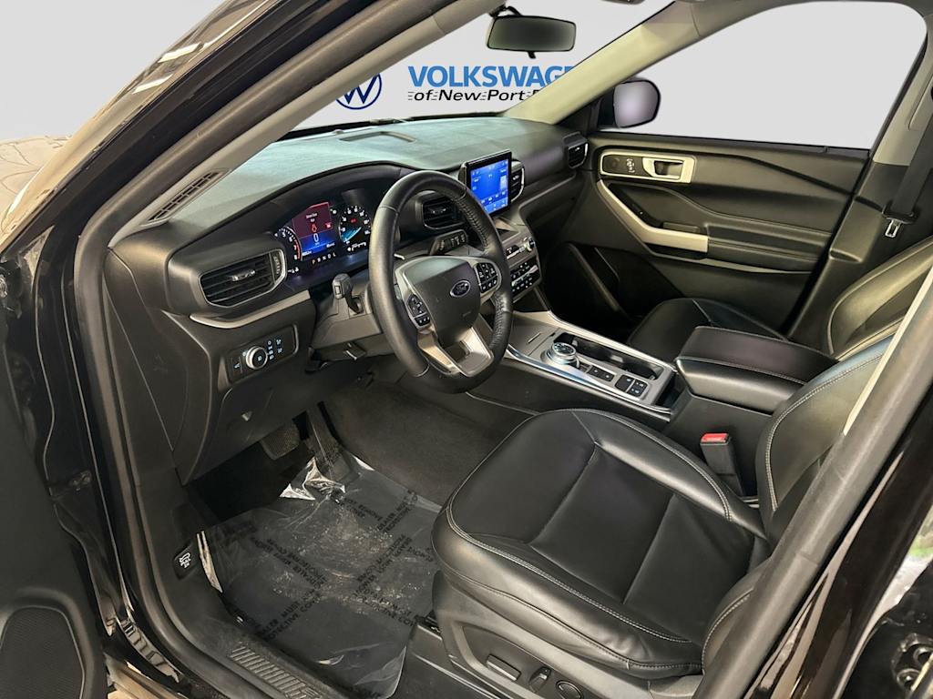 Thumbnail: 2022 Ford Explorer - 2