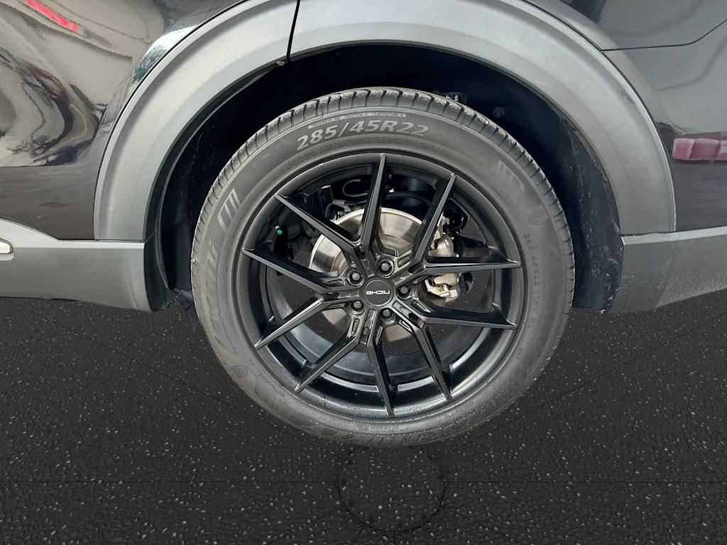 Thumbnail: 2022 Ford Explorer - 8