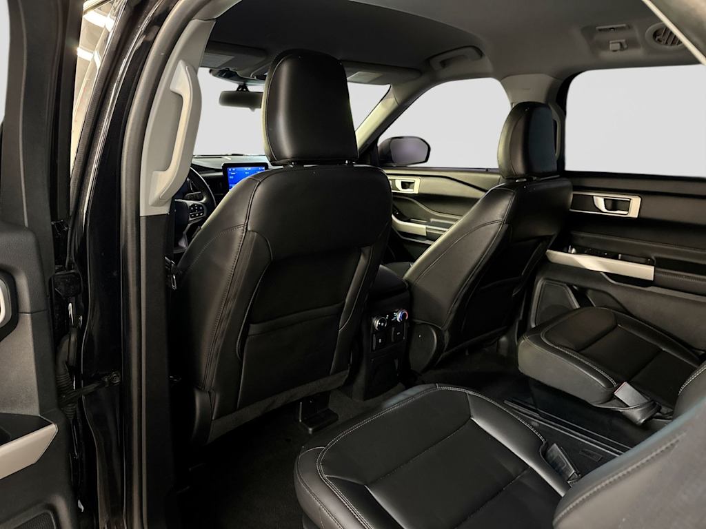 Thumbnail: 2022 Ford Explorer - 12
